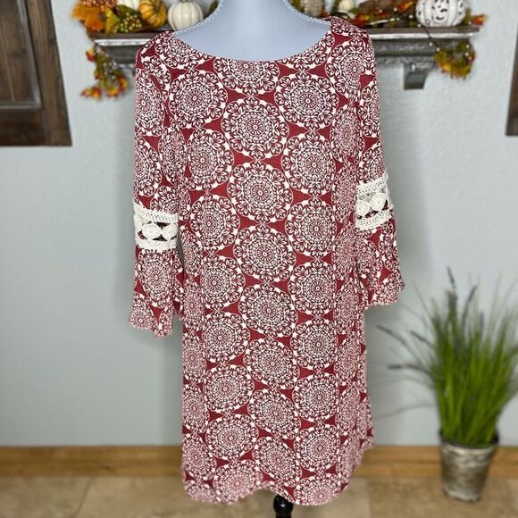 Luxology Red Cream Floral Mosaic 60’s Vibe Groovy Hippie Shift Dress Size 8 - Picture 2 of 16